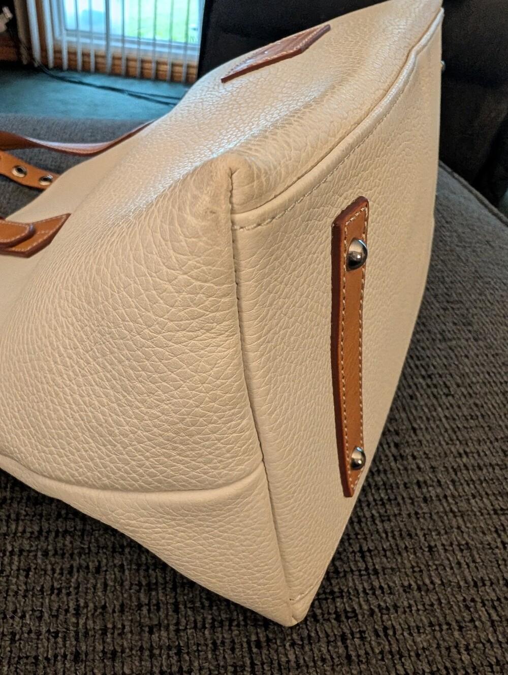 Dooney & Bourke Patterson Large Audrey Cream Leather Satchel with Tan Trim - Picture 9 of 12